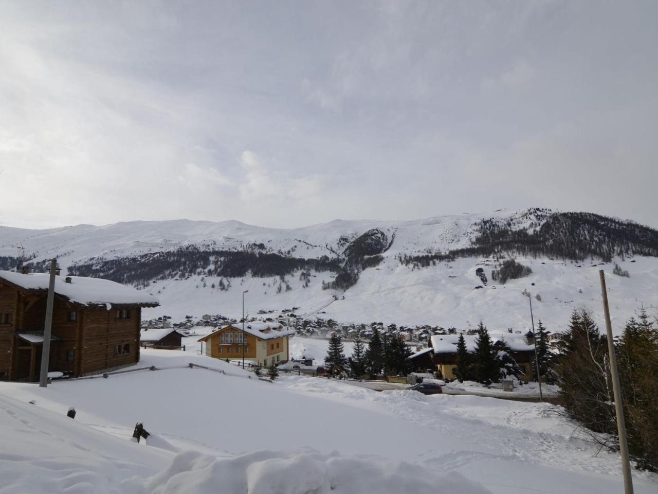 Tranquil Holiday Home In Livigno Italy Near Ski Area Extérieur photo