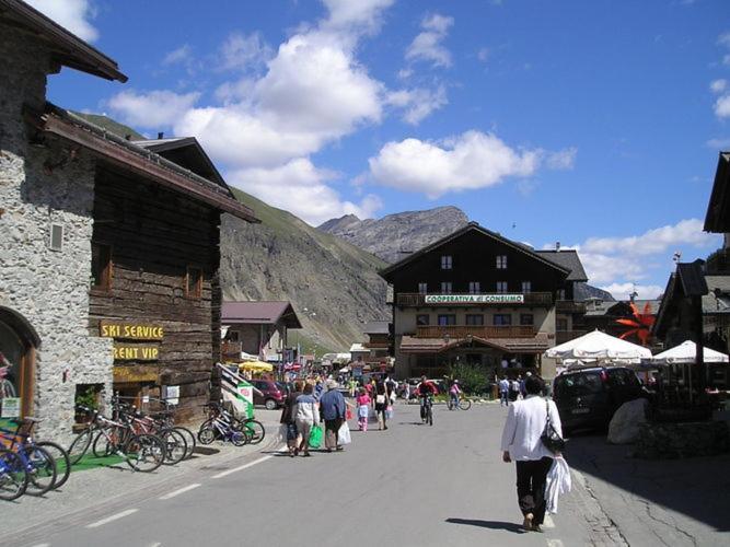 Tranquil Holiday Home In Livigno Italy Near Ski Area Extérieur photo